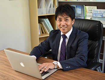 代表 上田兼士